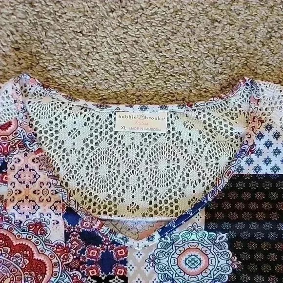 Bobbi Brooks Patckwork Lace Detail Shirt Size XL - Picture 3 of 8